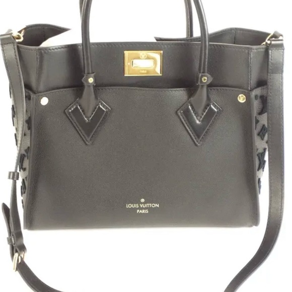 Louis Vuitton on my side MM tote - Picture 7 of 12